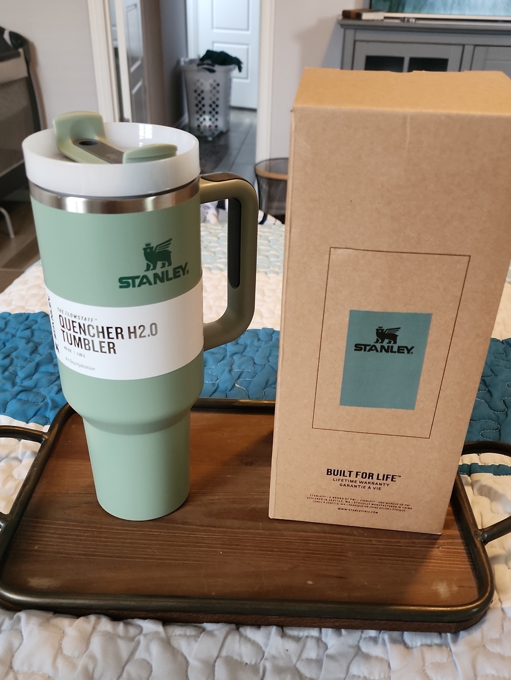 NWT Stanley 40oz Quencher H2.0 Tumbler- Green